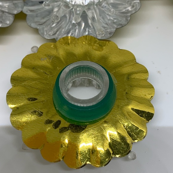 VINTAGE CHRISTMAS FOIL LIGHT REFLECTORS - Picture 4 of 6